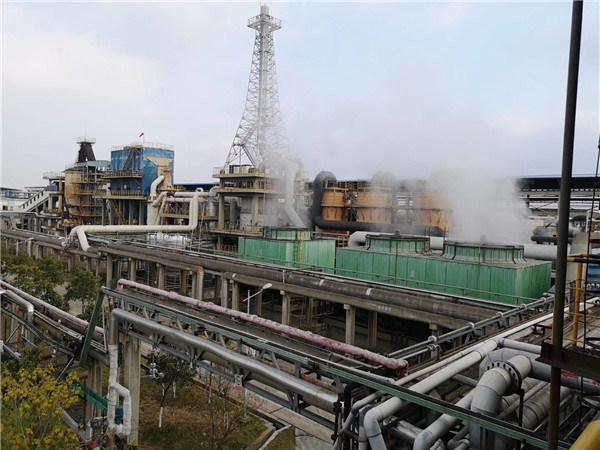 化工廠氣體檢測儀安裝現(xiàn)場