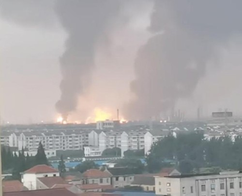 上海石油化工廠爆炸事故