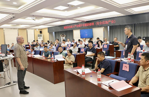 張繼國總經(jīng)理現(xiàn)場提問 張繼國總經(jīng)理現(xiàn)場提問