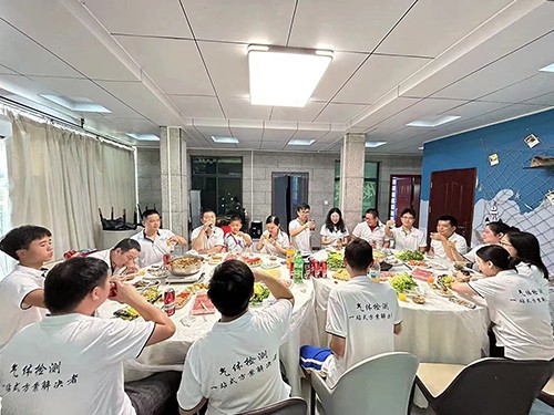 深國(guó)安銷(xiāo)售部團(tuán)建活動(dòng)