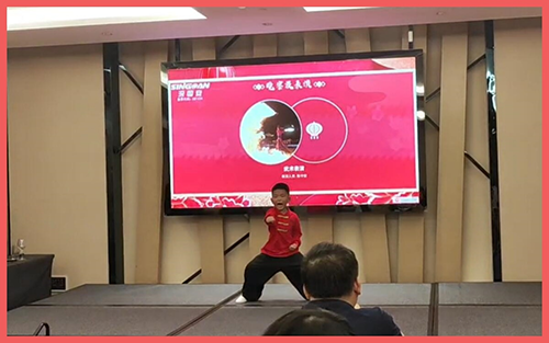 年晚會(huì)節(jié)目表演