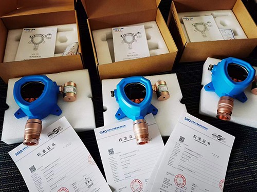 氨基二甲烷檢測(cè)儀選擇有線連接還是無線連接好