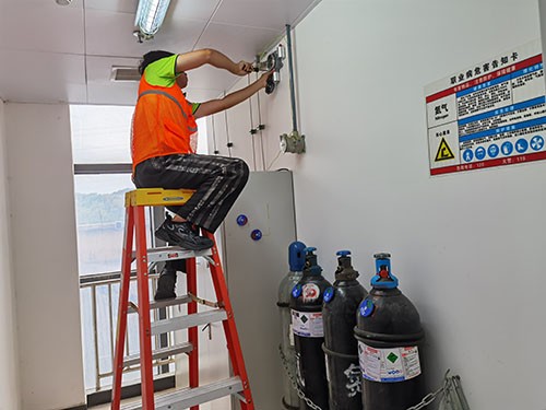 固定式苯胺檢測(cè)儀安裝教程